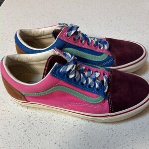 Vans Women's Old Skool Frayed Laces Port Royale Colorblock Suede Skate Sneakers